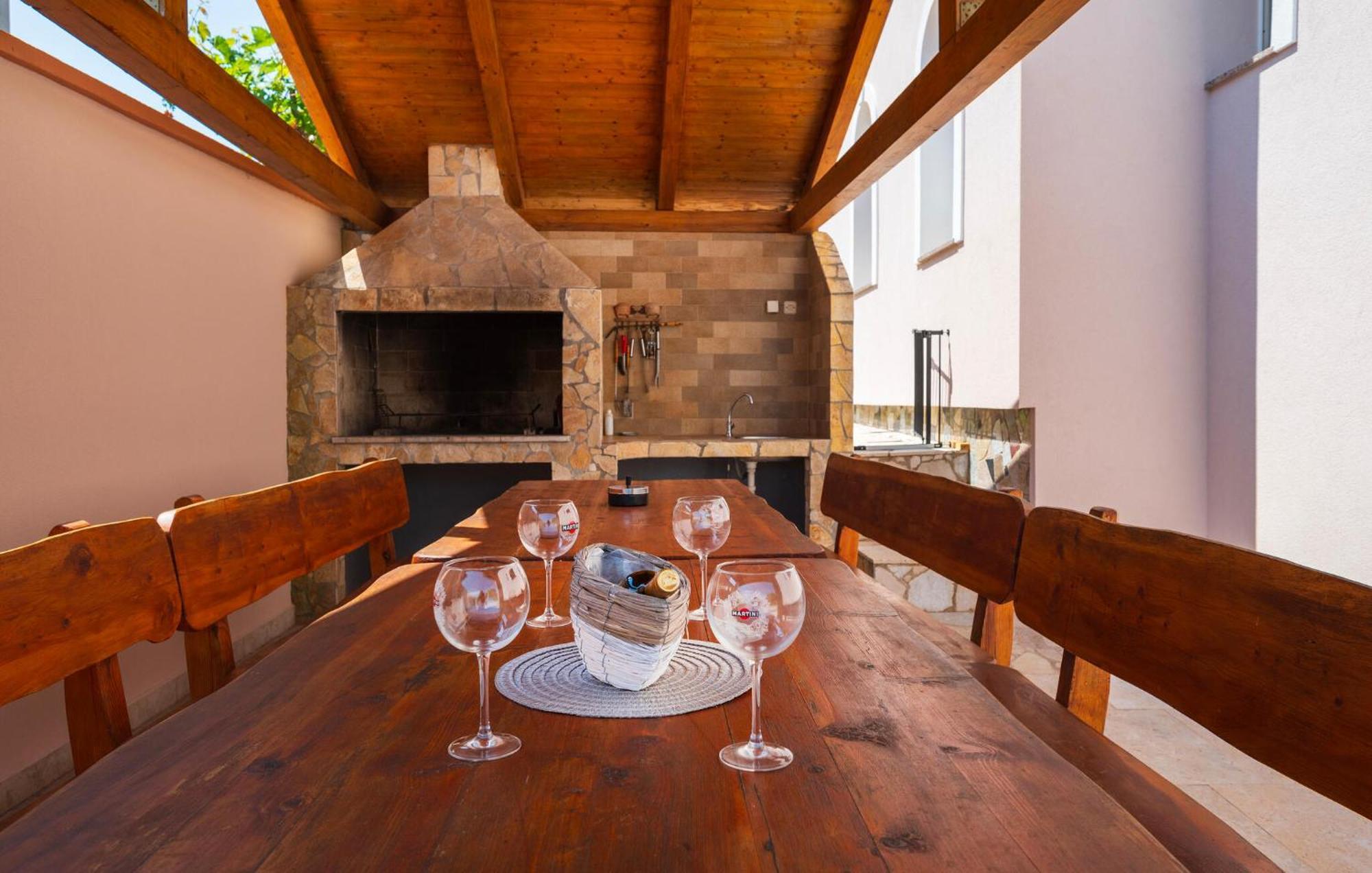 Lovely In With Wifi Appartement Pula
